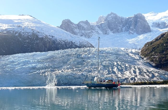 NAVEGACION A VELA GLACIARES Y CABO DE HORNOS